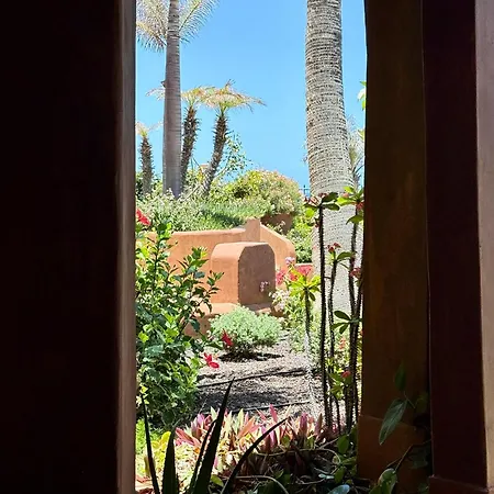 Bahia - 2 Bedroom Seafront *