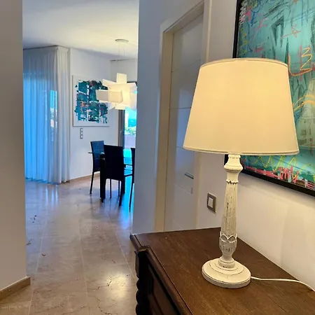 Bahia - 2 Bedroom Seafront *