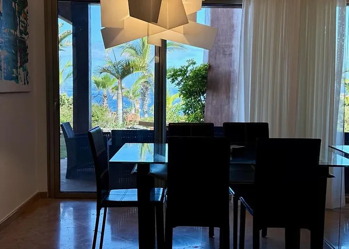 Bahia - 2 Bedroom Seafront アパート パルム・マール